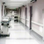 L'ambulancier et les formalités administratives 4 L'ambulancier et les formalités administratives couloi_hôpital