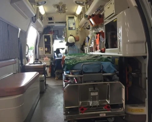L’urgence au Japon, un système en pleine évolution 20 L’urgence au Japon, un système en pleine évolution 26 Ambulancier : le site de référence L’urgence au Japon, un système en pleine évolution