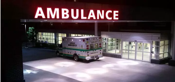 LE CHOMAGE 1 LE CHOMAGE entrée_ambulance