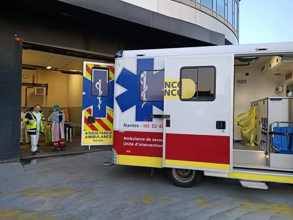 Vidéo : ambulance, covid 19 et Assistance ambulance 3 Vidéo : ambulance, covid 19 et Assistance ambulance assistance-ambulance-noria-covid-19-tgc-medicalisé-ambulancier-le-site-