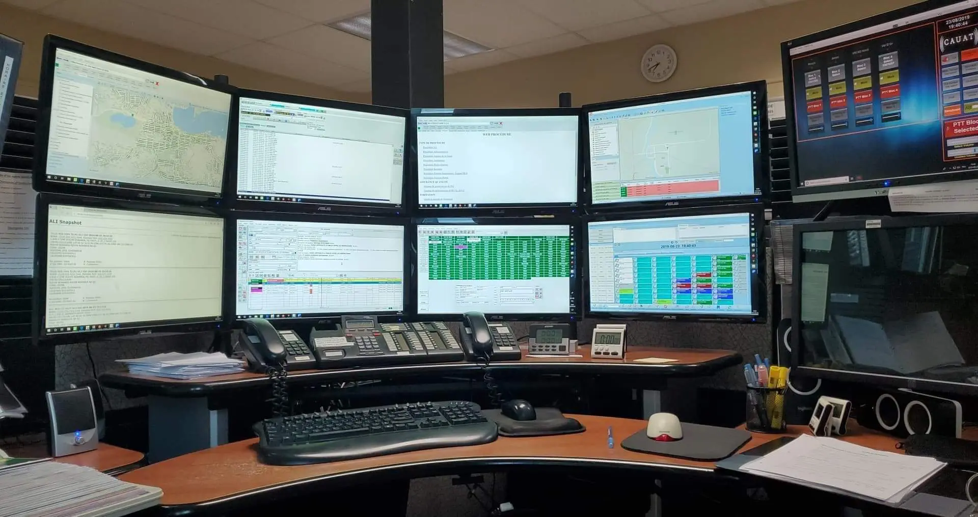 911- salle de régulation - Canada - Québec