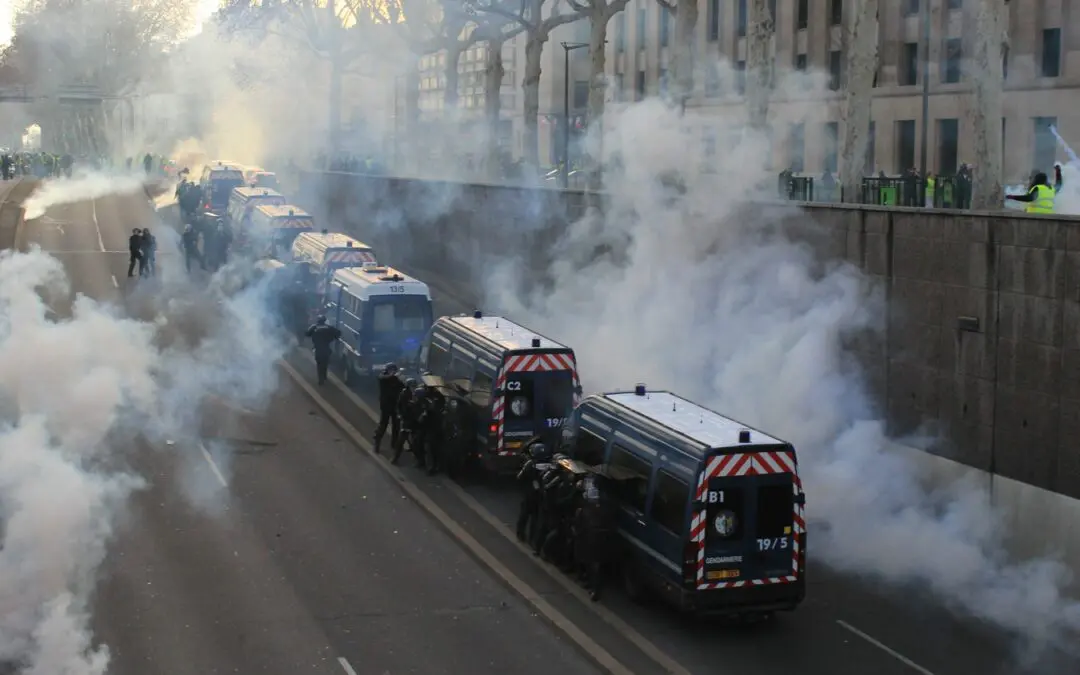 « Votre ambulance est attaquée !! »